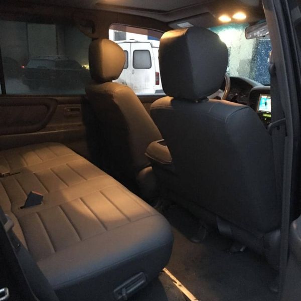 Чехлы Автопилот на Toyota Land Cruiser 105 1997-2007 г.в.